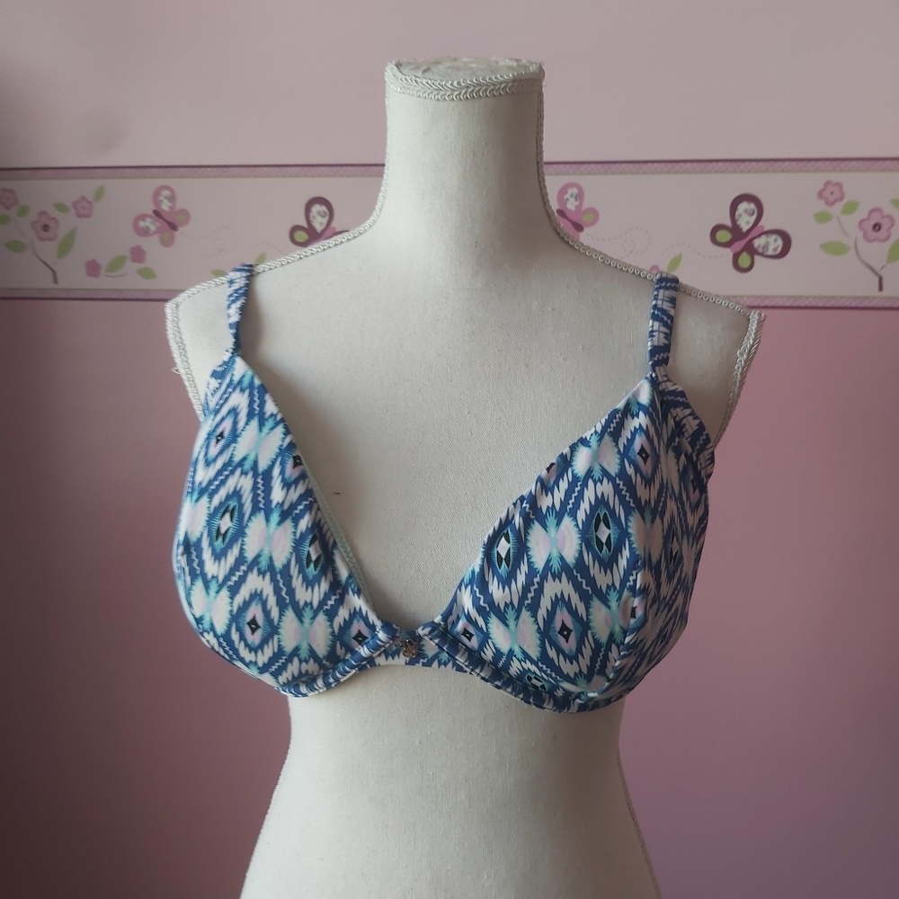 Victoria Secret Swimming Top. S